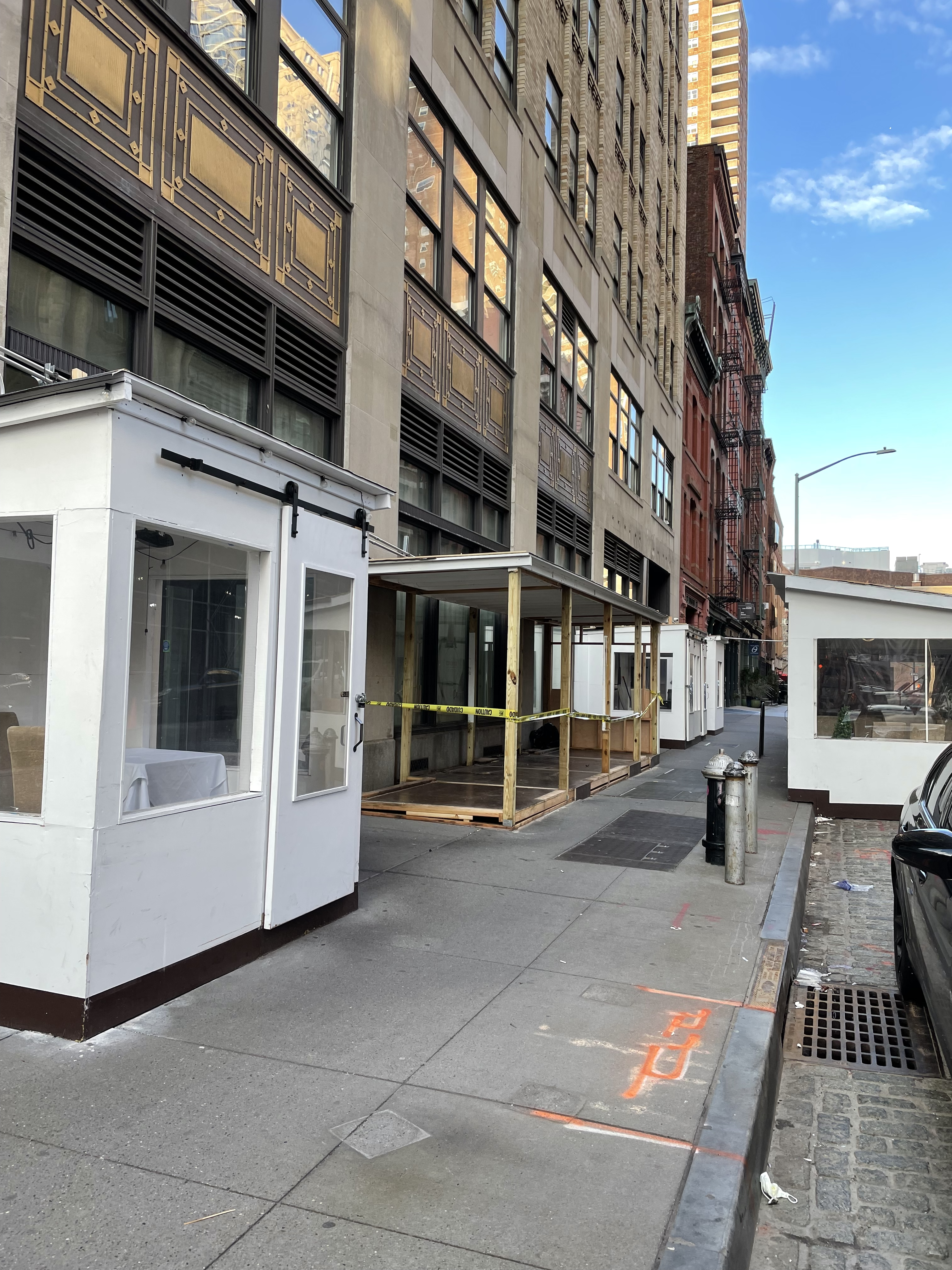 Another Hot Tribeca Restaurant Takes Down its Dining Shed?